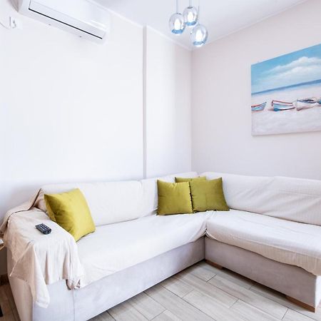 Family Apartment Near Port Pireus Exteriör bild