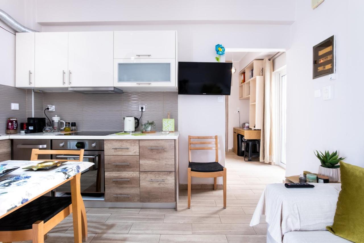 Family Apartment Near Port Pireus Exteriör bild
